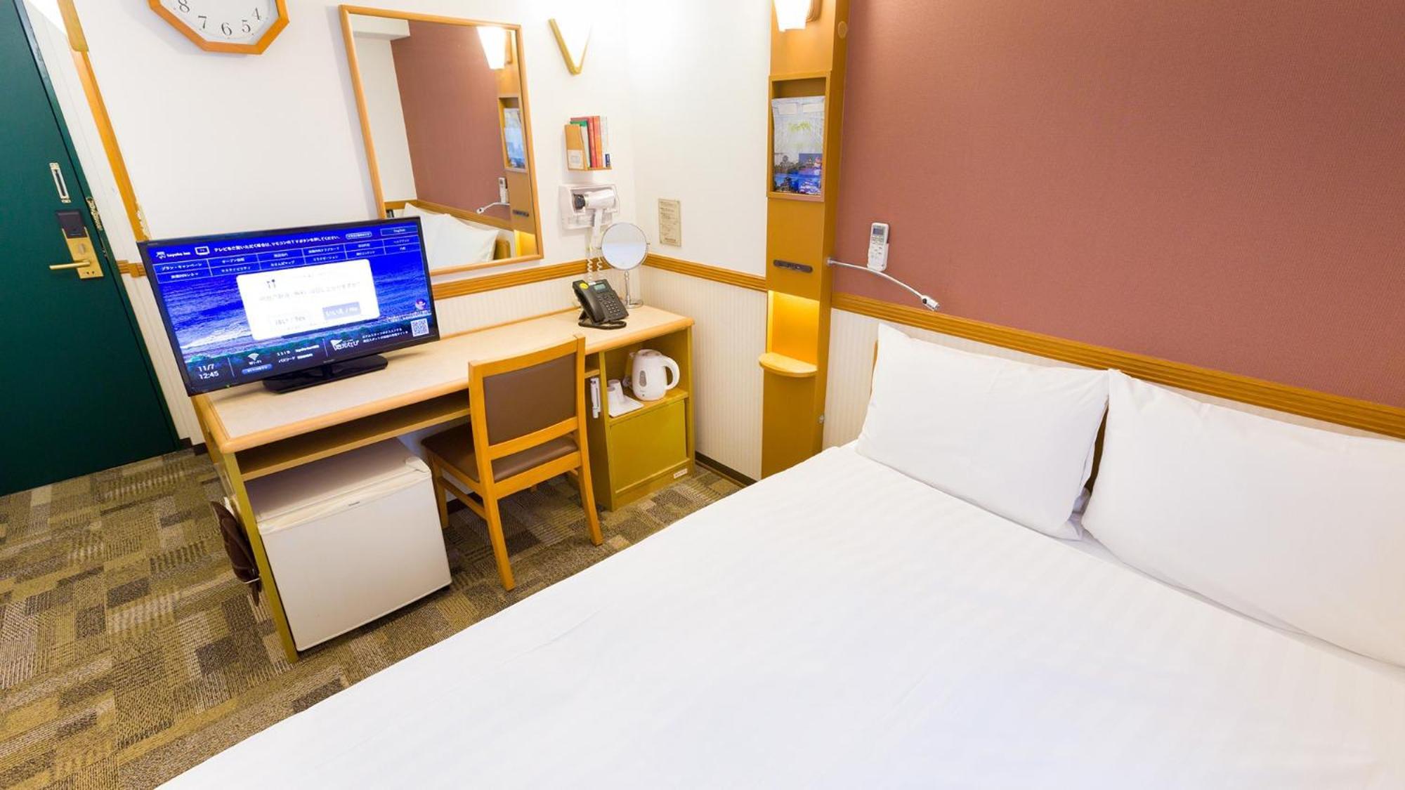 Toyoko Inn Sendai Nishi-Guchi Hirose-Dori Chambre photo